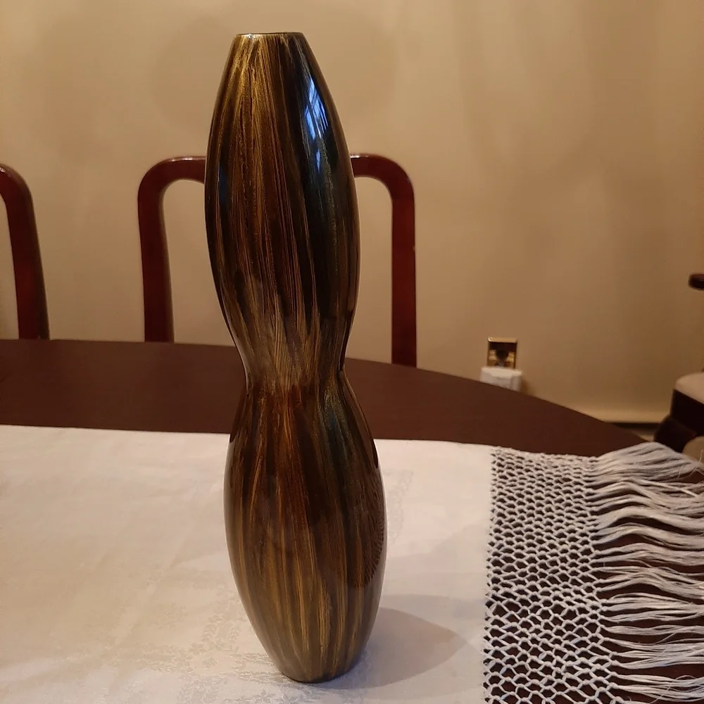 Gold & Black Vase